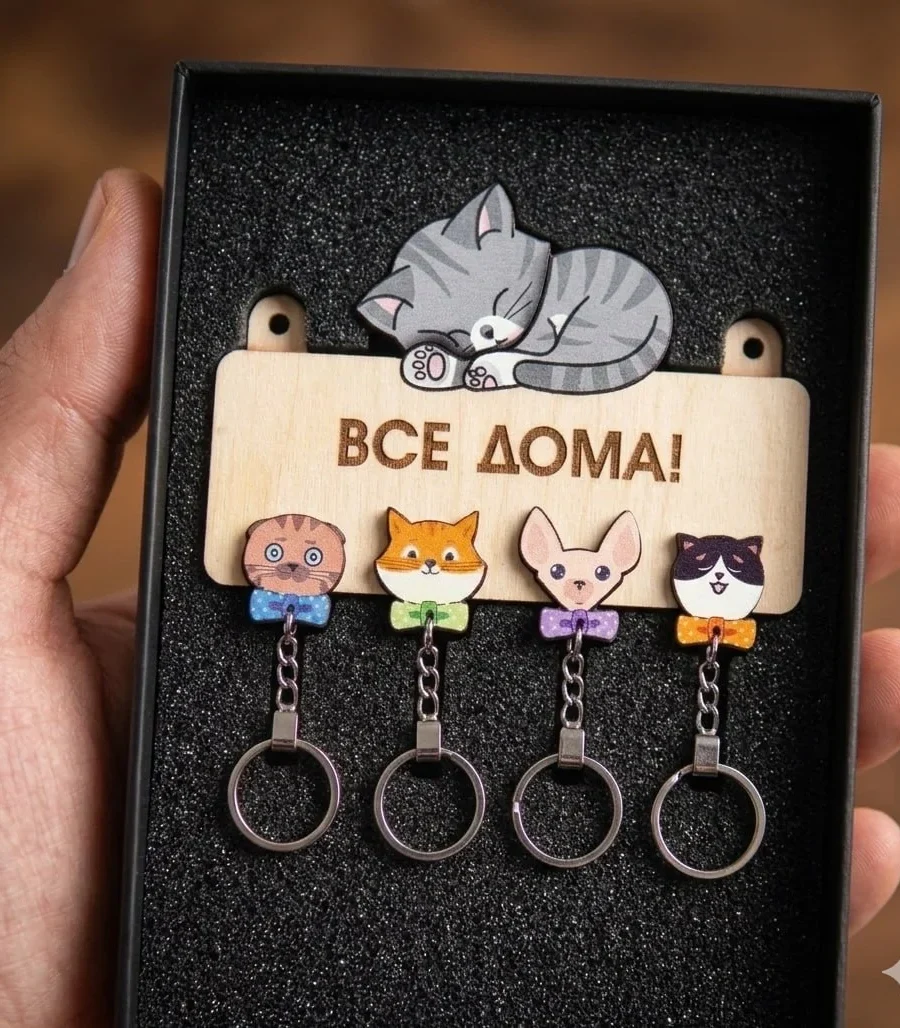 Ключница «Семейство кошек»